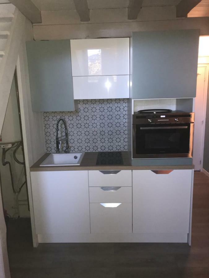 Studio Duplex Place De La Grenette سالونش المظهر الخارجي الصورة